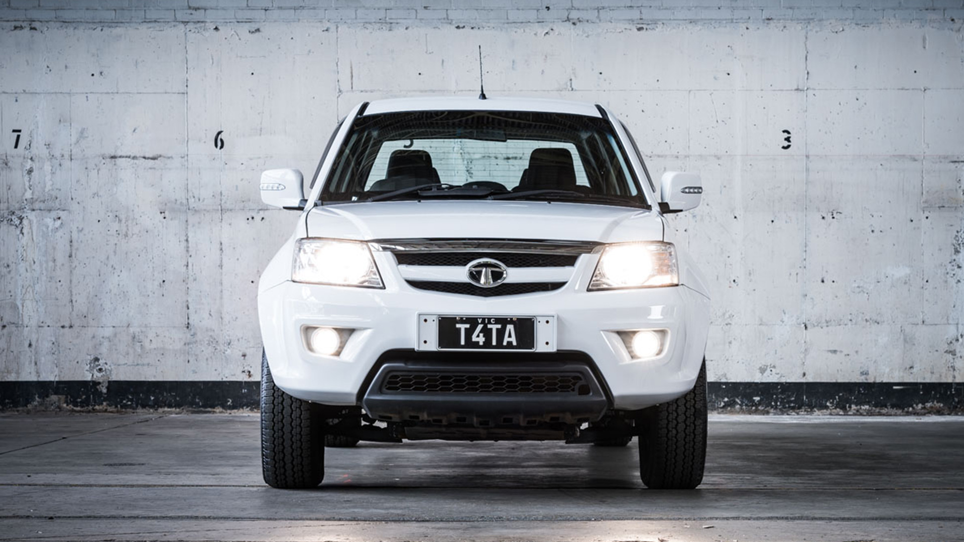 TATA Motors Tata Xenon